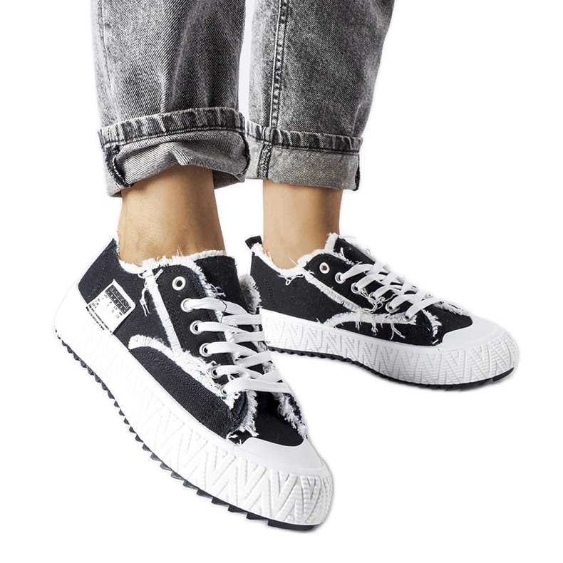 Inna Svarta Coolidge plattformssneakers