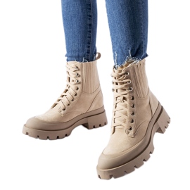 Beige stövlar av Orson eko-mocka