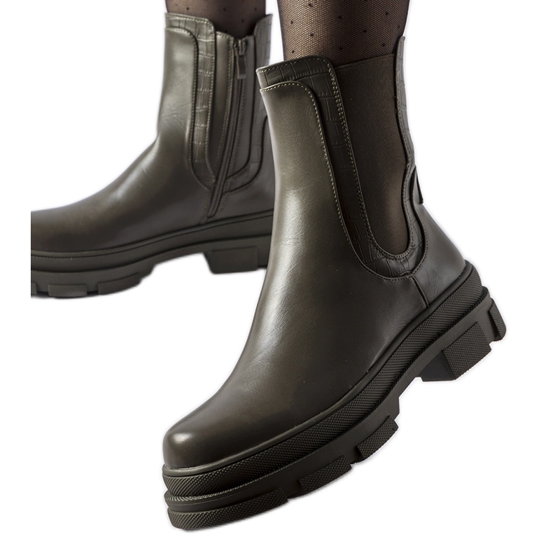 Gröna sneakers med massiv Torin-sula