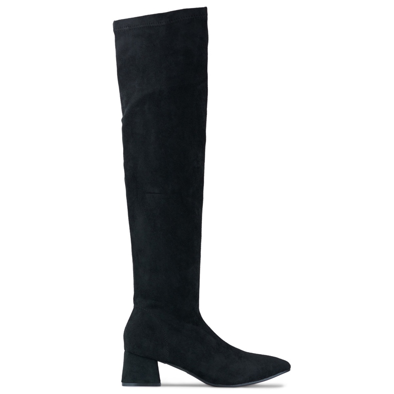 Svarta mockastövlar ovanför knäet med låg klack