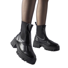 Svarta massiva isolerade Carruba-arbetare