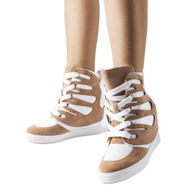 Vita och beige wedge sneakers från Pantaleone
