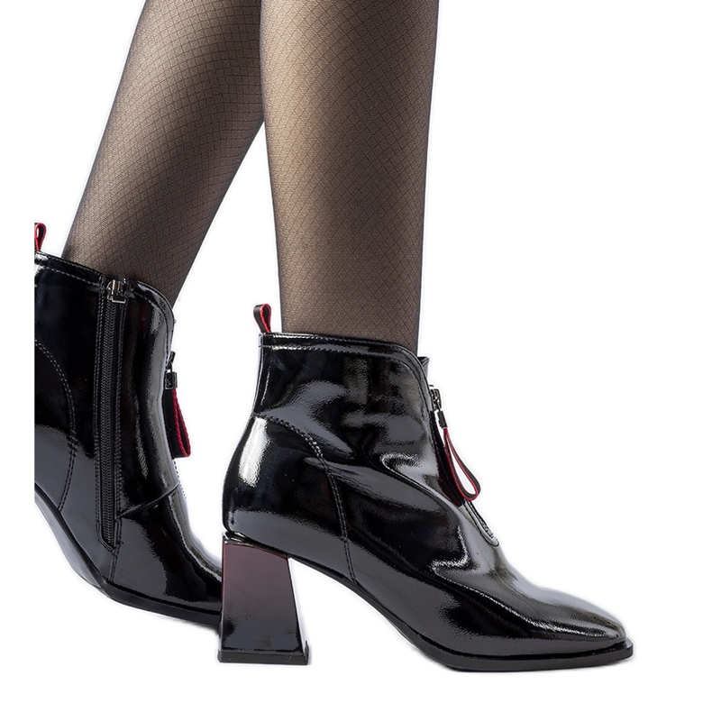 Svarta patentkängor med Bibbiano-block