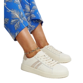 Sneakers i beige läder med snörning