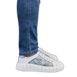 Vita och blåa lädersneakers