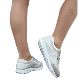 Beige läder dam sneakers Adelfo