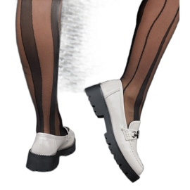 Grå patent loafers med strass