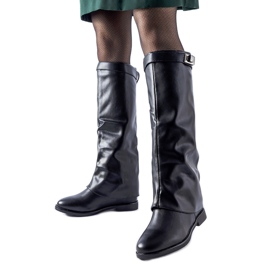 Svarta isolerade stövlar med en dold kil Mia