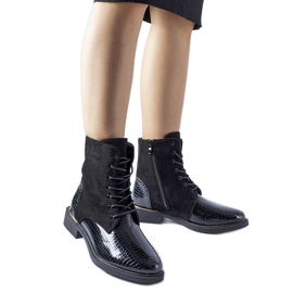 Svarta patentisolerade Rosetta stövlar