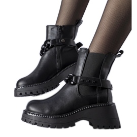 Svarta ankelboots med massiv Beltran-sula