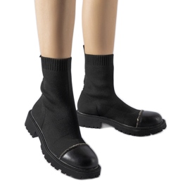 Svarta ankelstövlar med strass från Vail