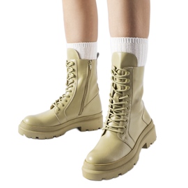 Gröna platta stövlar med Zacharie-skydd