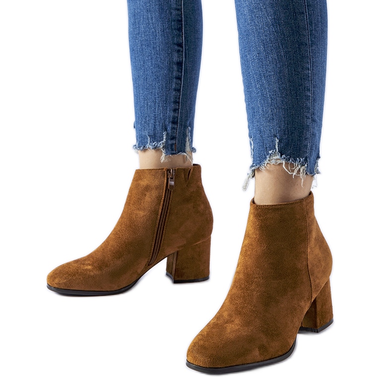 Mapleview bruna stövlar med låg klack