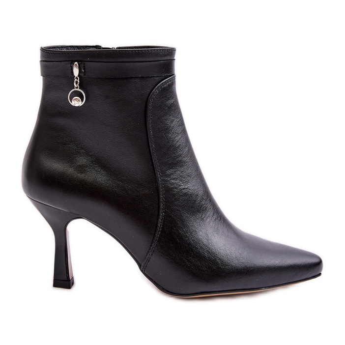Ankelstövlar för damer i läder Maciejka 06301-01 Svart