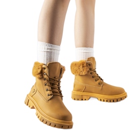 Bruna Albert-stövlar med dekorativ päls