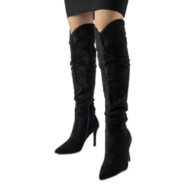 Svarta långa stövlar med hög klack från Joppo