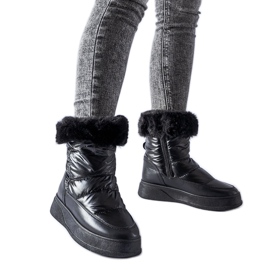 Svarta isolerade snöstövlar med päls Oliver
