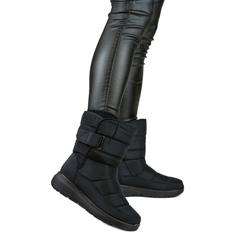 Bekväma snökängor, vinterkängor, quiltade stövlar, isolerade med kardborre svart