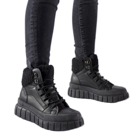 Svarta isolerade Adamsville sneakers