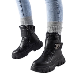 Svarta isolerade Mejia snöstövlar