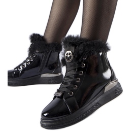 Svarta sneakers fodrade med lubriano-päls