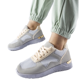 Gråa sneakers gjorda av Gallo kombinerade material
