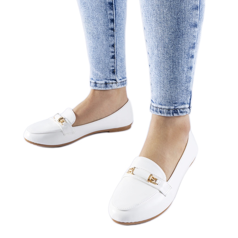 Vita Velino-mockasiner med spänne