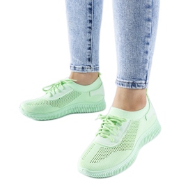 Gröna genombrutna sneakers från Pierantonio