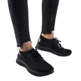 Svarta genombrutna Pierantonio sneakers