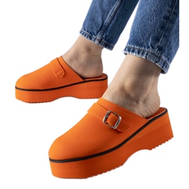 Orange high-top Lang träskor