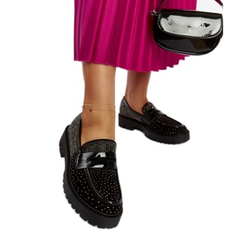 Svarta loafers dekorerade med Newport-rhinestones