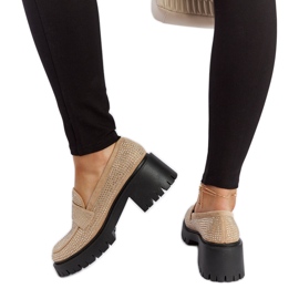 Beige mockasiner med massiv klack från Parent