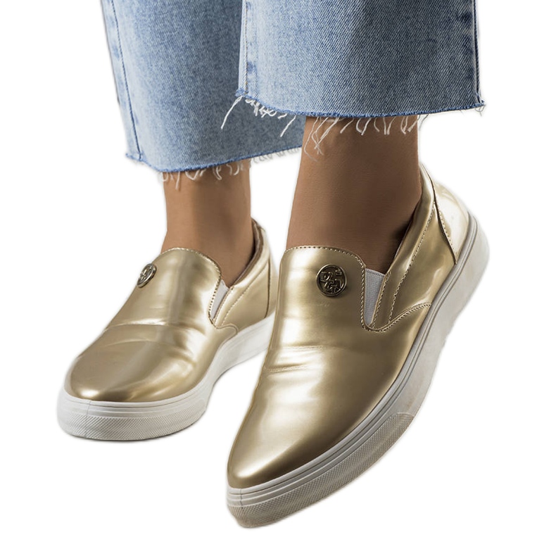 Guld Slip On Taastru sneakers gyllene