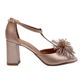 Lädersandaler på hög klack med dekoration Laura Messi 2758 Guld gyllene