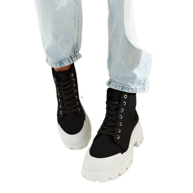 Svarta lätta Obispo stövlar