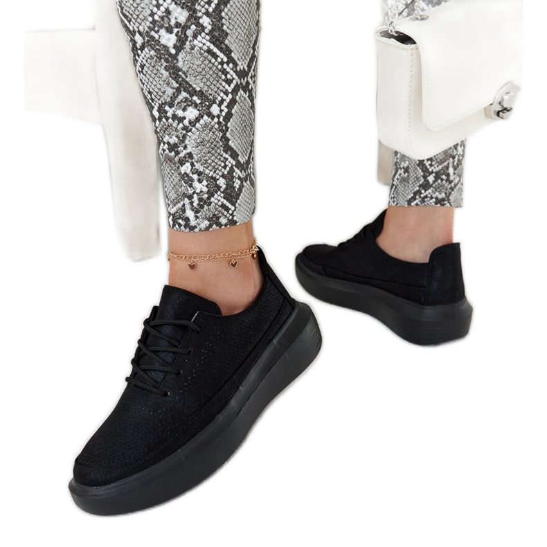 Lori svarta platåsneakers