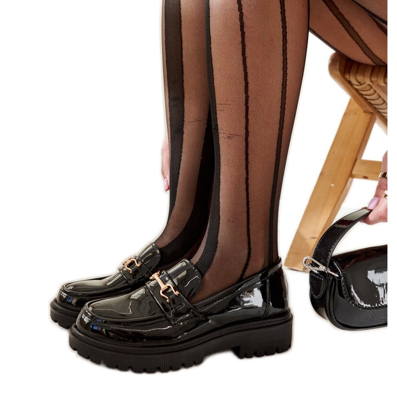 Svarta patentmockasiner med Barbara-spänne