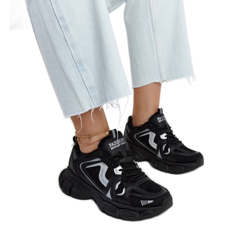 Svarta sneakers med massiv Jacobine-sula