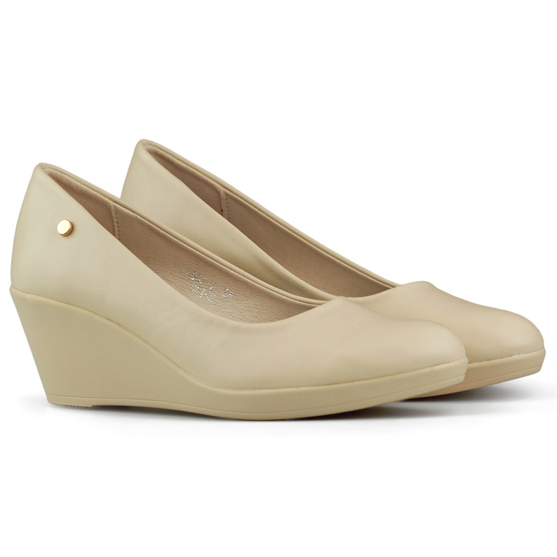 Beige wedge pumps, damskor med låg wedge