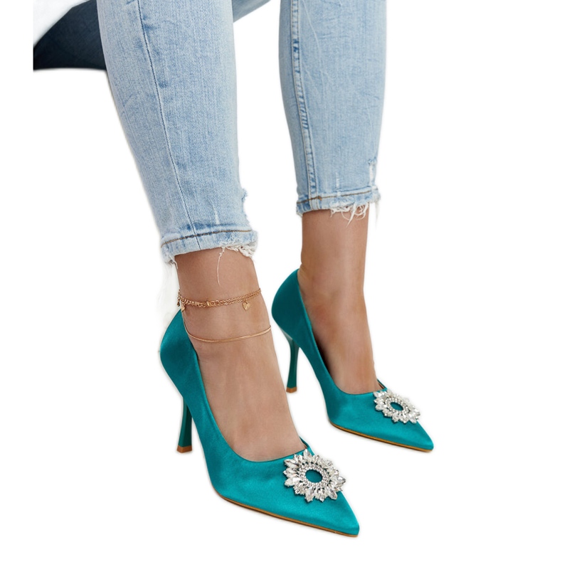Gröna höga klackar med satinfinish och strass från Susegana