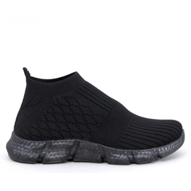 Dart Svarta sportskor med strumpor