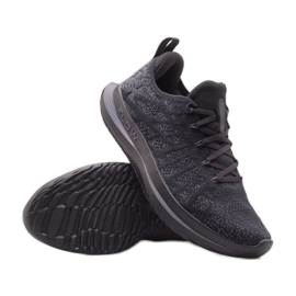 Under Armour Velociti 3 M skor 3026117-001 svart