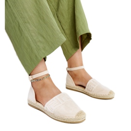 Beige espadrillor med dekorativa Sonjabroderier