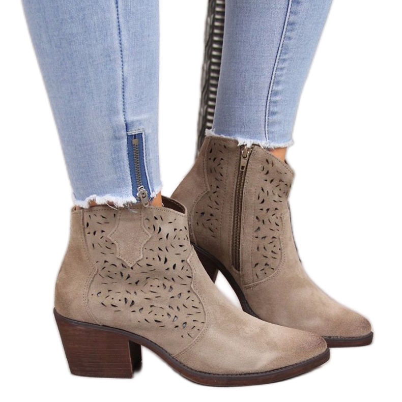 Genombrutna cowboystövlar i läder S.Barski W OLI32C, beige