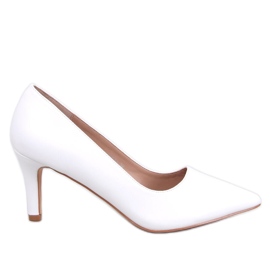 Greave White pumps med låg klack vit