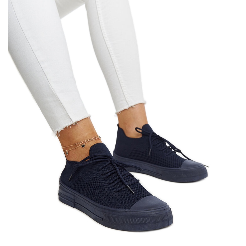 Marinblå lätta sportsneakers från Senaida