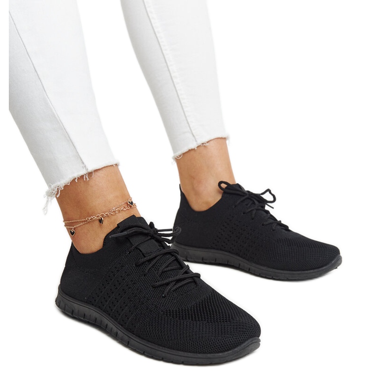 Mairago sneakers i svart tyg