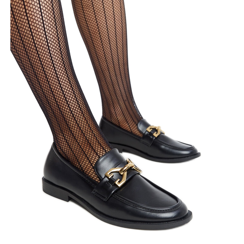 Lea svarta mockasiner med spänne