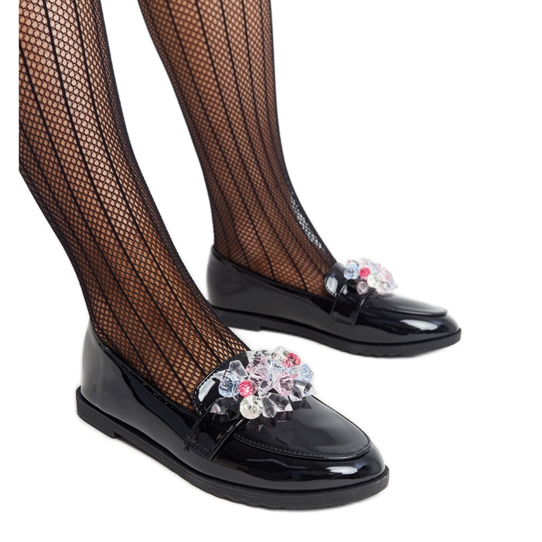 Svarta patent loafers med Mirela kristaller