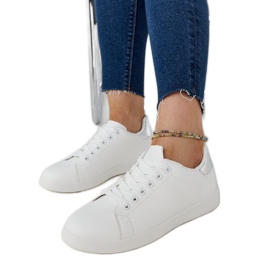 Vita platåsneakers från Hagosa